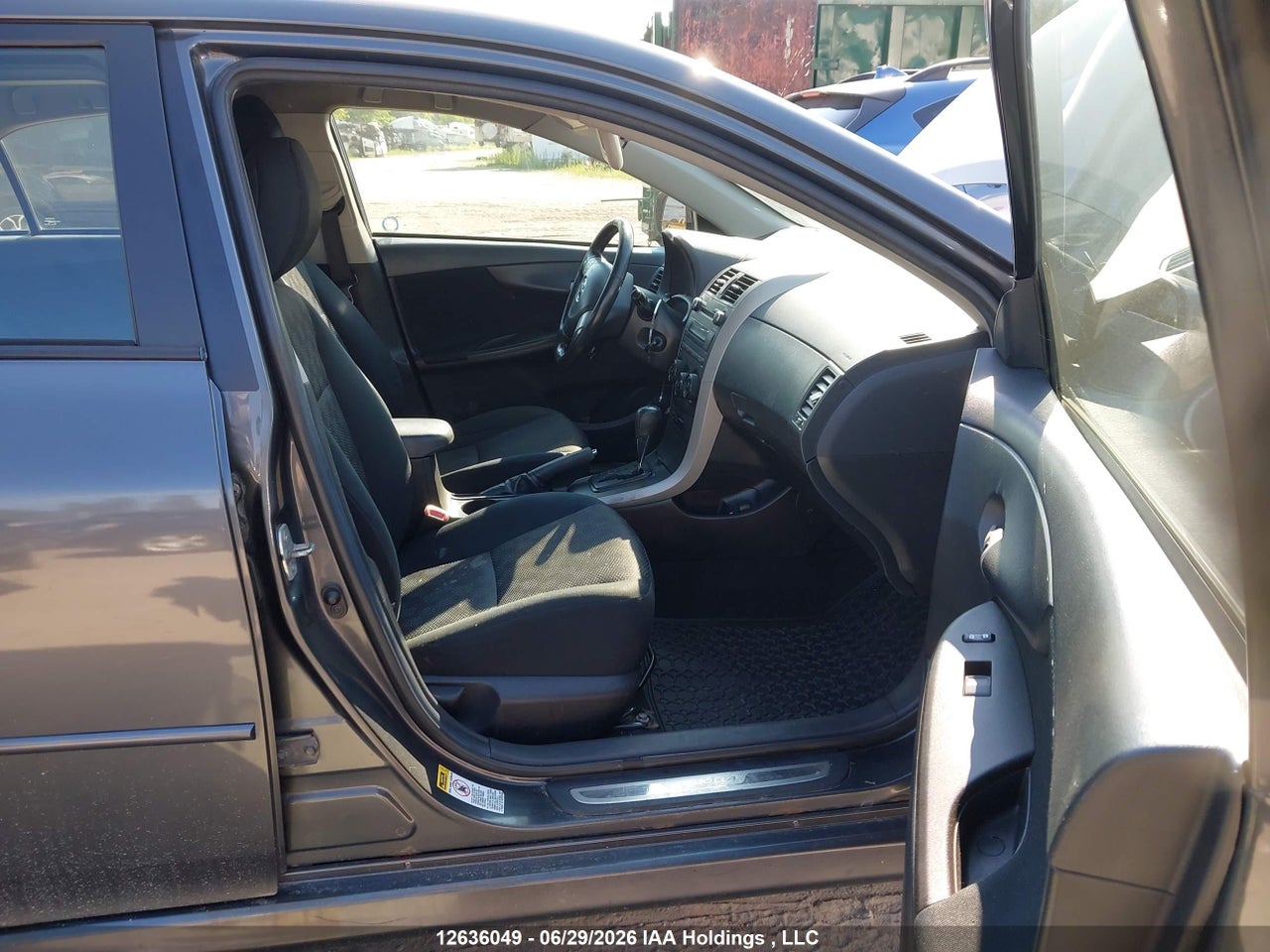 2010 TOYOTA COROLLA S thumbnail 6