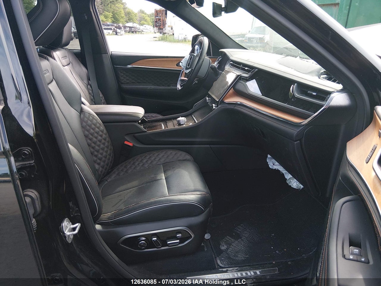 2025 JEEP GRAND CHEROKEE thumbnail 6