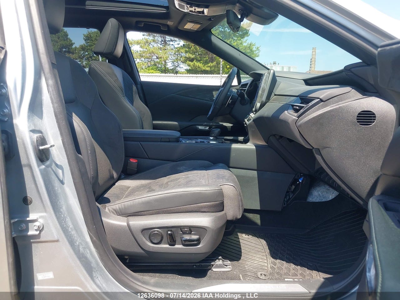 2023 LEXUS RX 350 thumbnail 6