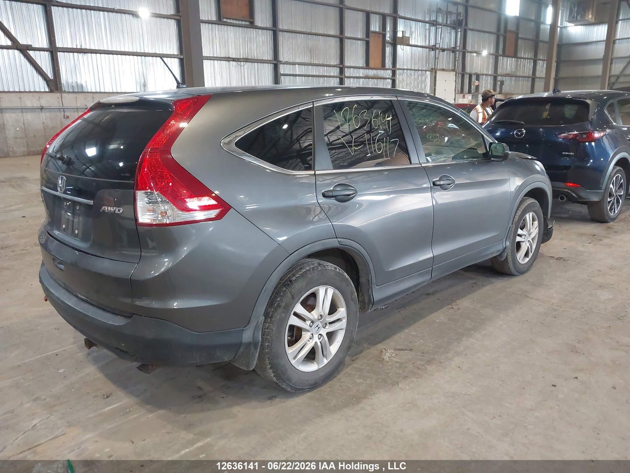 2013 HONDA CR-V LX thumbnail 5
