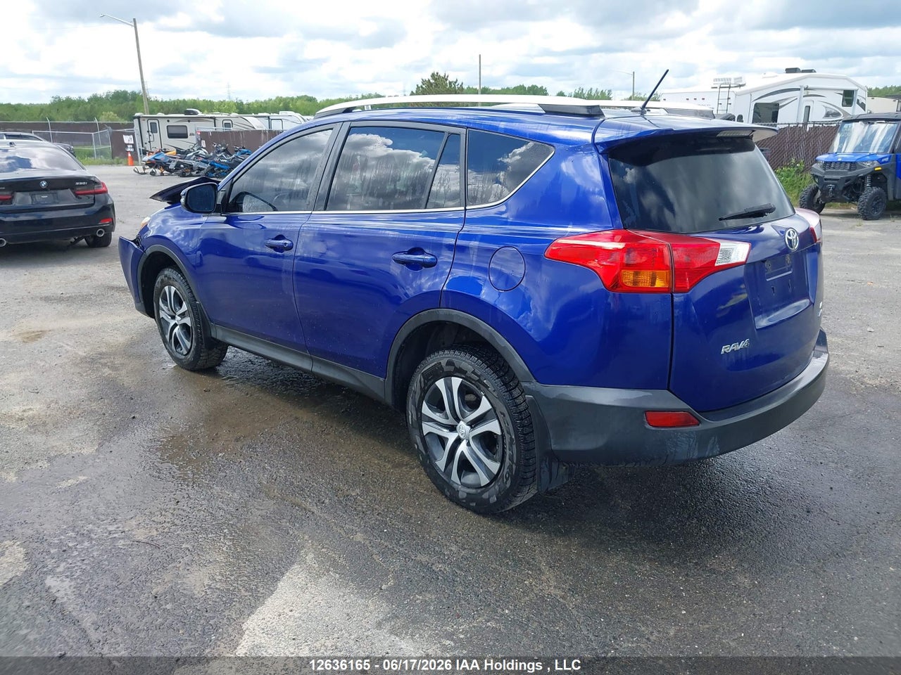 2015 TOYOTA RAV4 LE thumbnail 4