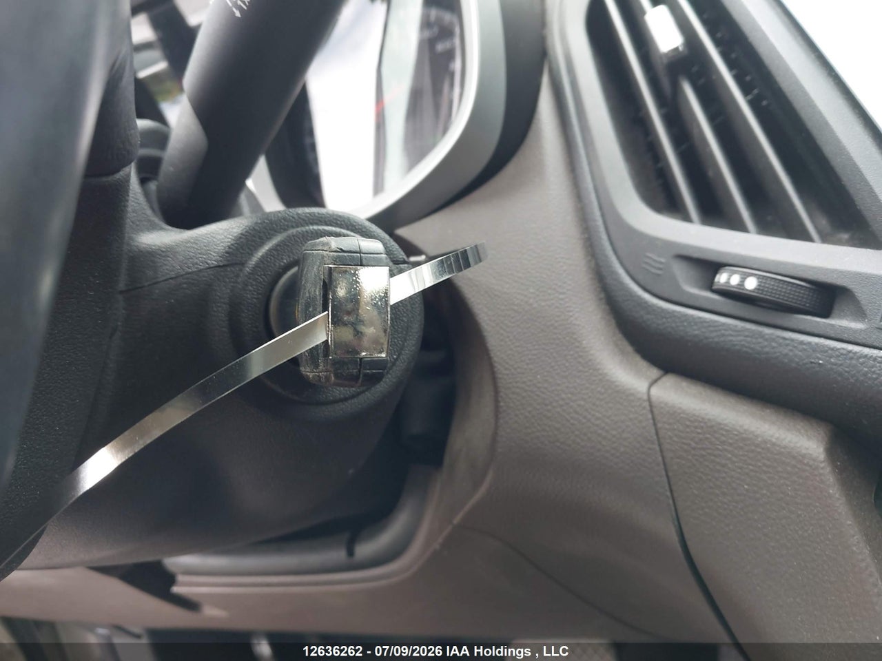 2015 CHEVROLET EQUINOX thumbnail 12