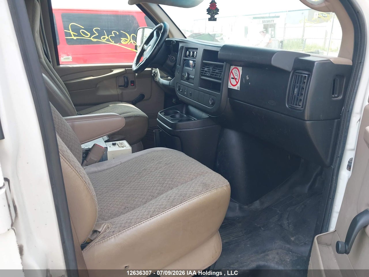 2009 CHEVROLET EXPRESS 3500 STANDARD thumbnail 6