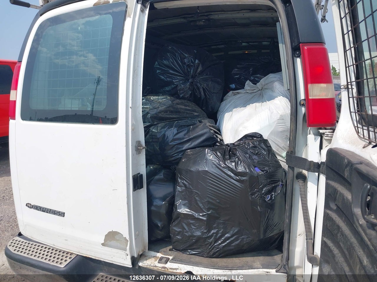 2009 CHEVROLET EXPRESS 3500 STANDARD thumbnail 9