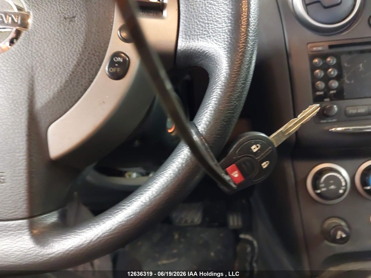 2011 NISSAN ROGUE SV thumbnail 12
