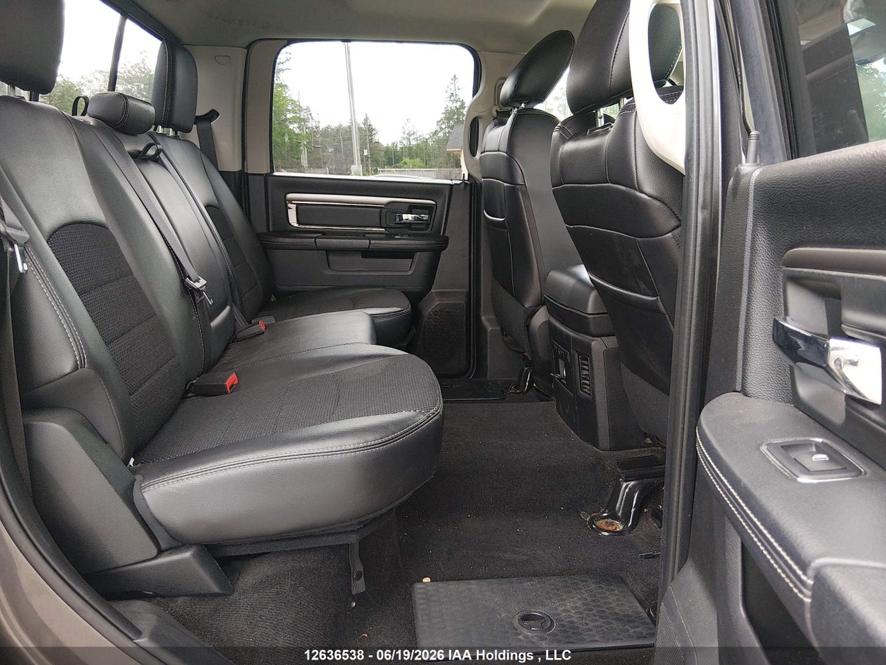 2017 RAM 1500 SPORT thumbnail 9