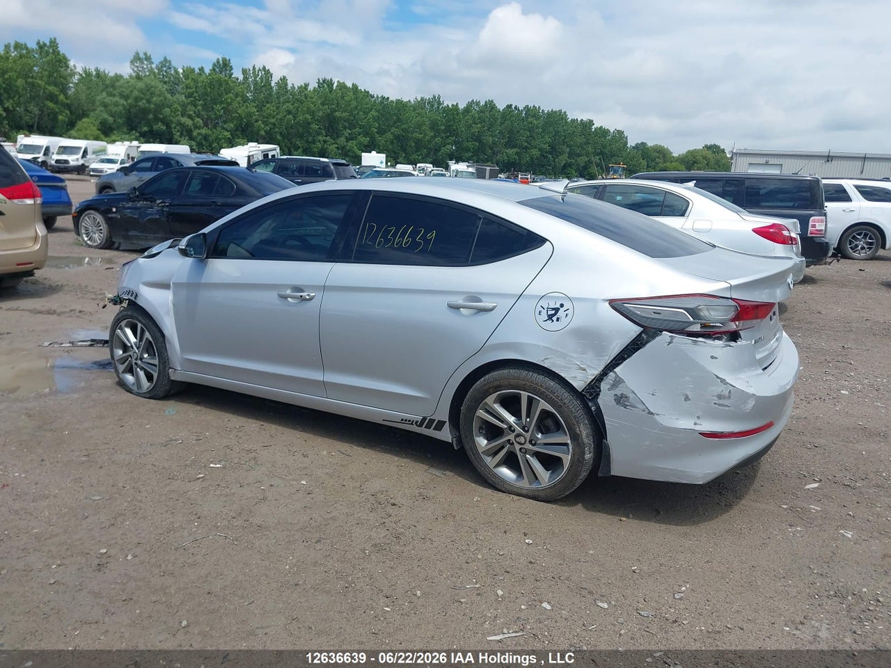 2017 HYUNDAI ELANTRA GLS thumbnail 4