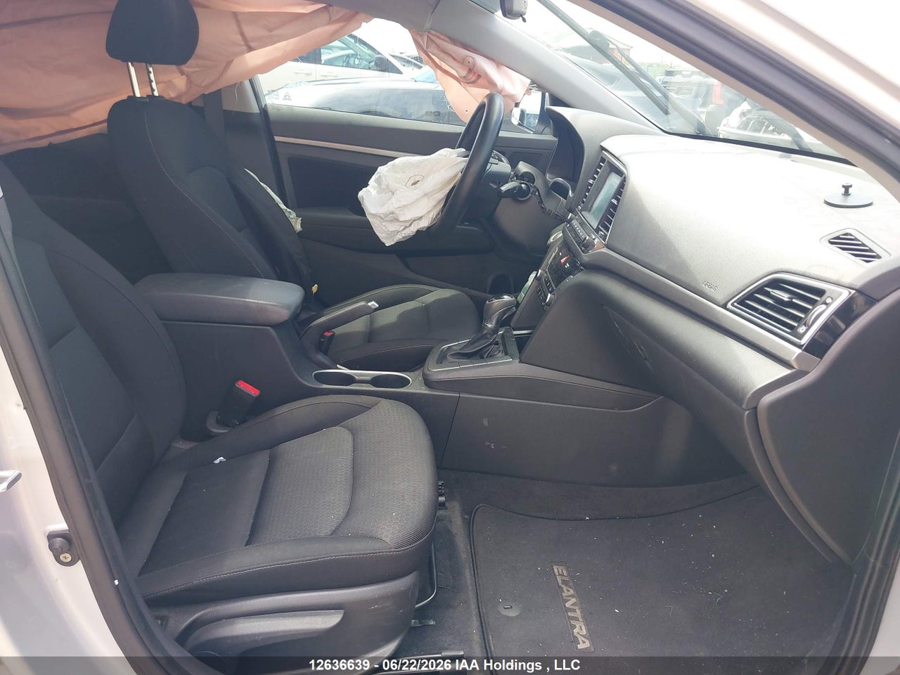 2017 HYUNDAI ELANTRA GLS thumbnail 6