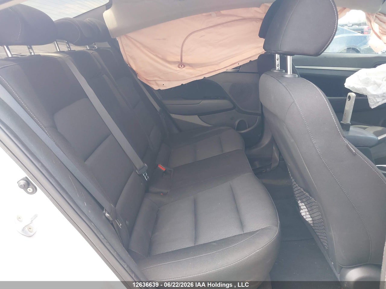 2017 HYUNDAI ELANTRA GLS thumbnail 9