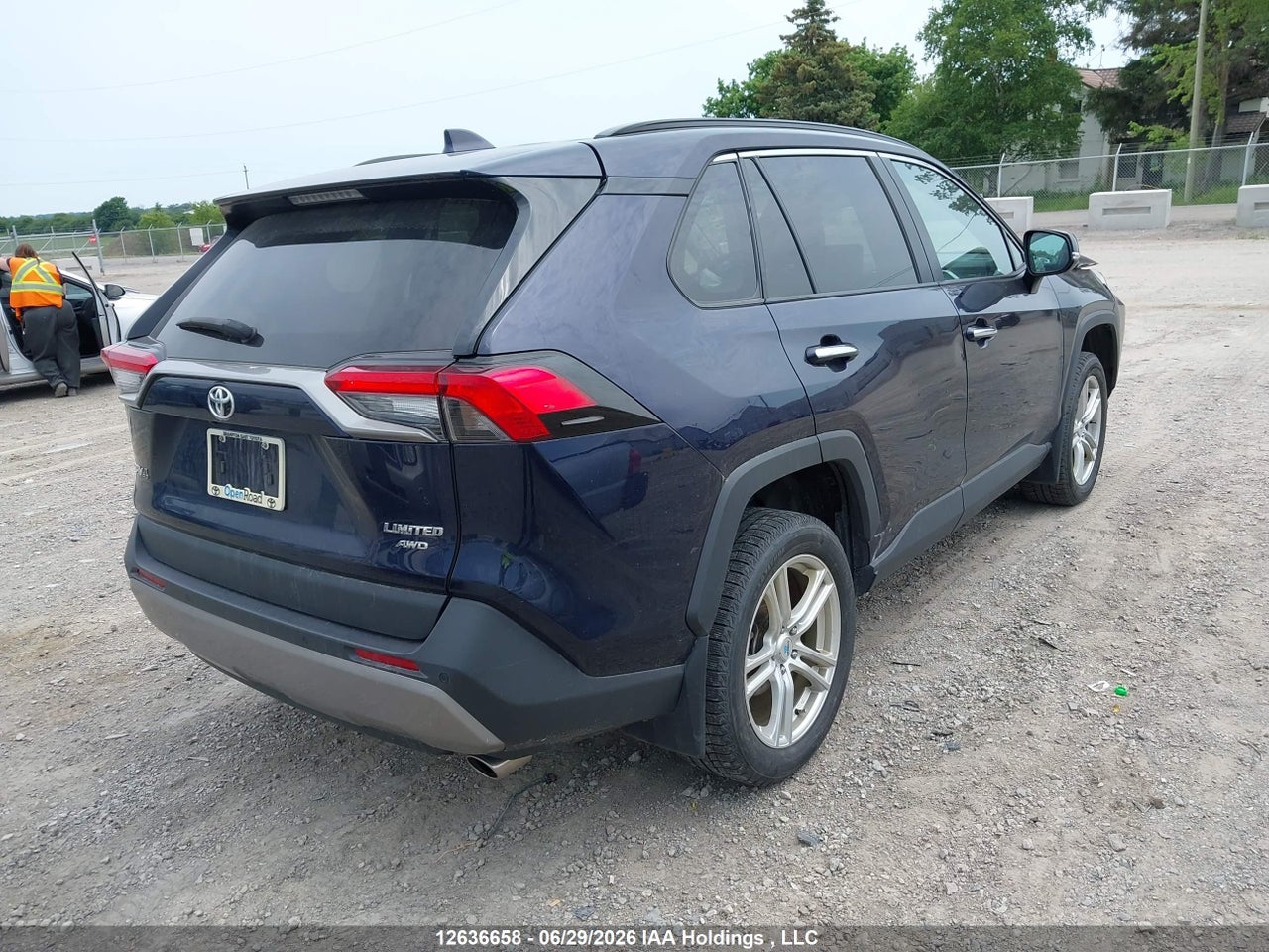 2024 TOYOTA RAV4 thumbnail 5
