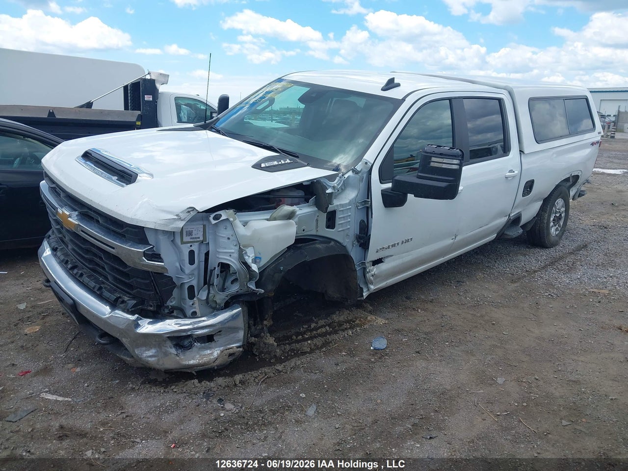 2026 CHEVROLET SILVERADO K2500 HEAVY DUTY LT thumbnail 3