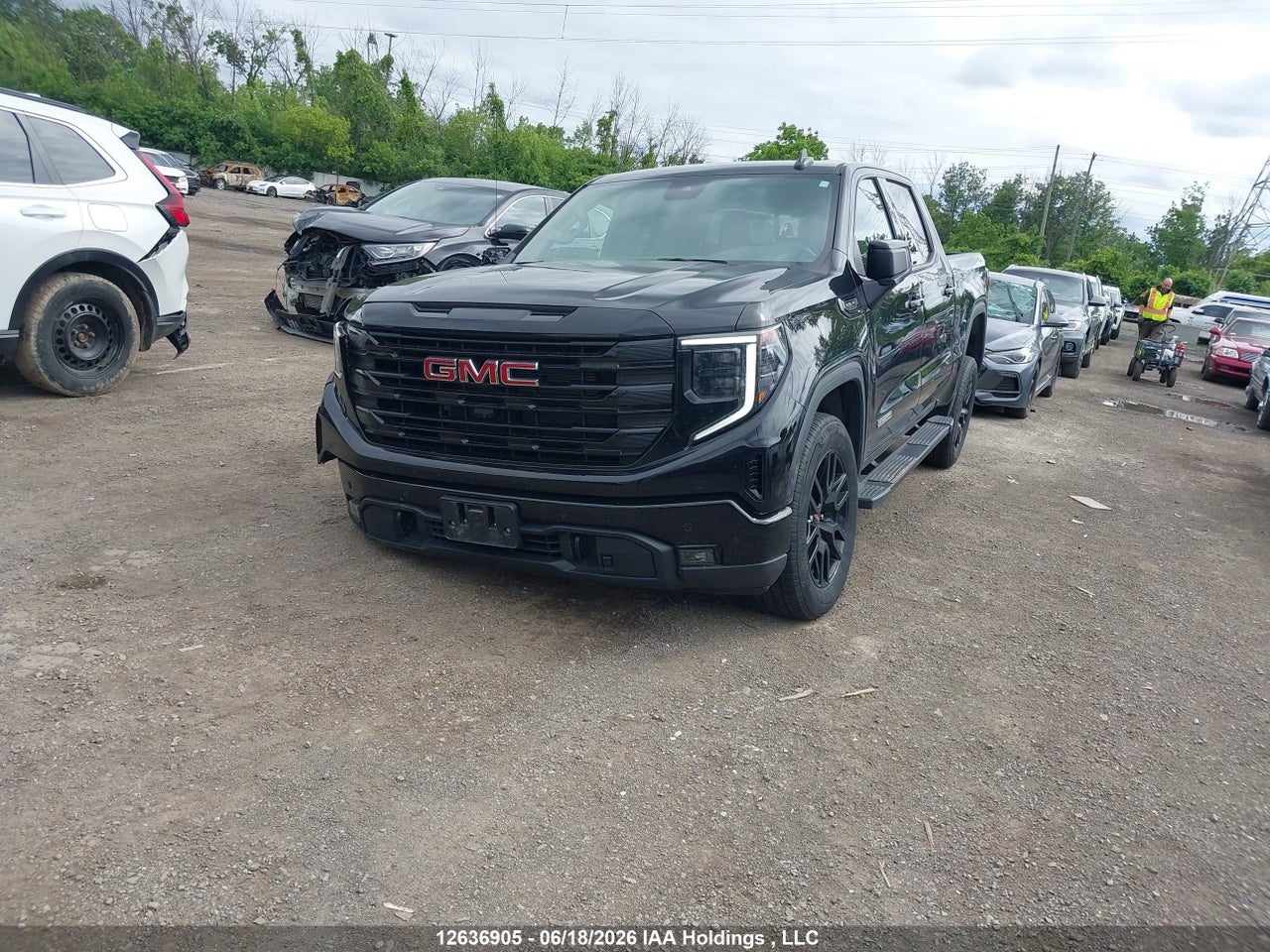 2024 GMC SIERRA 1500 thumbnail 3