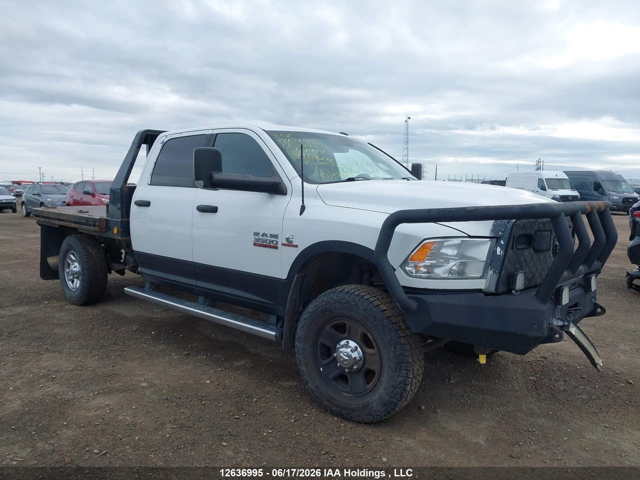 2017 RAM 3500 SLT thumbnail 2
