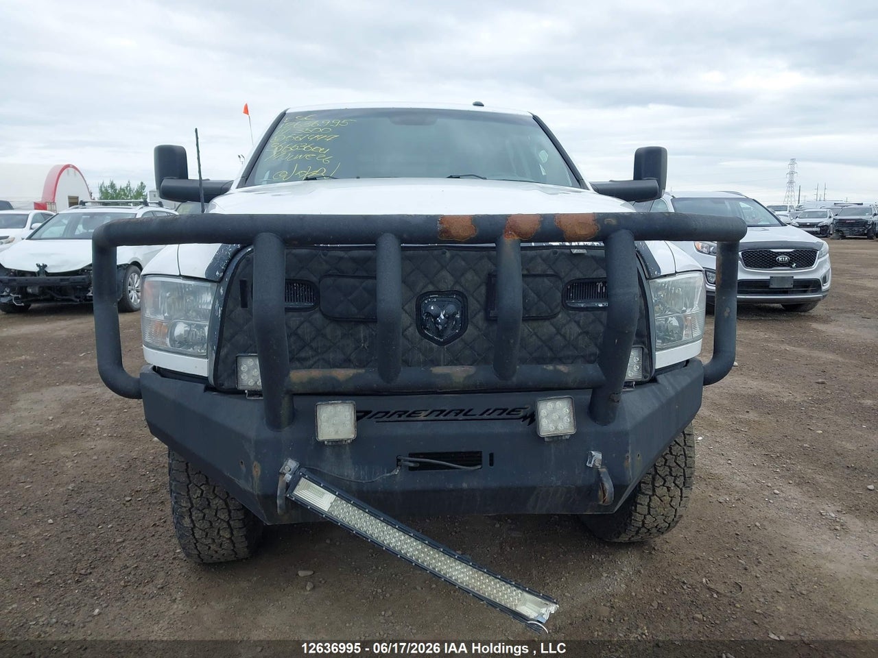 2017 RAM 3500 SLT thumbnail 11