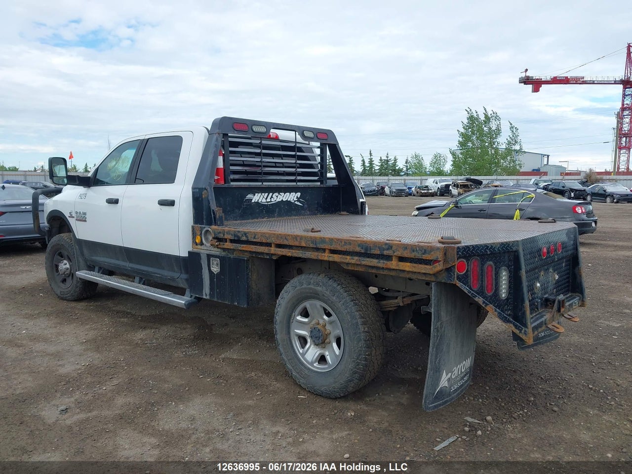 2017 RAM 3500 SLT thumbnail 4
