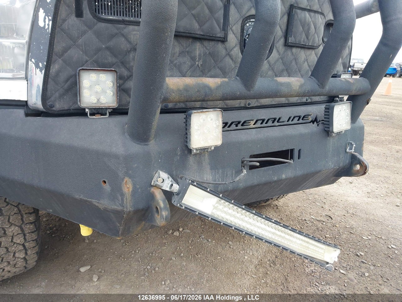 2017 RAM 3500 SLT thumbnail 7