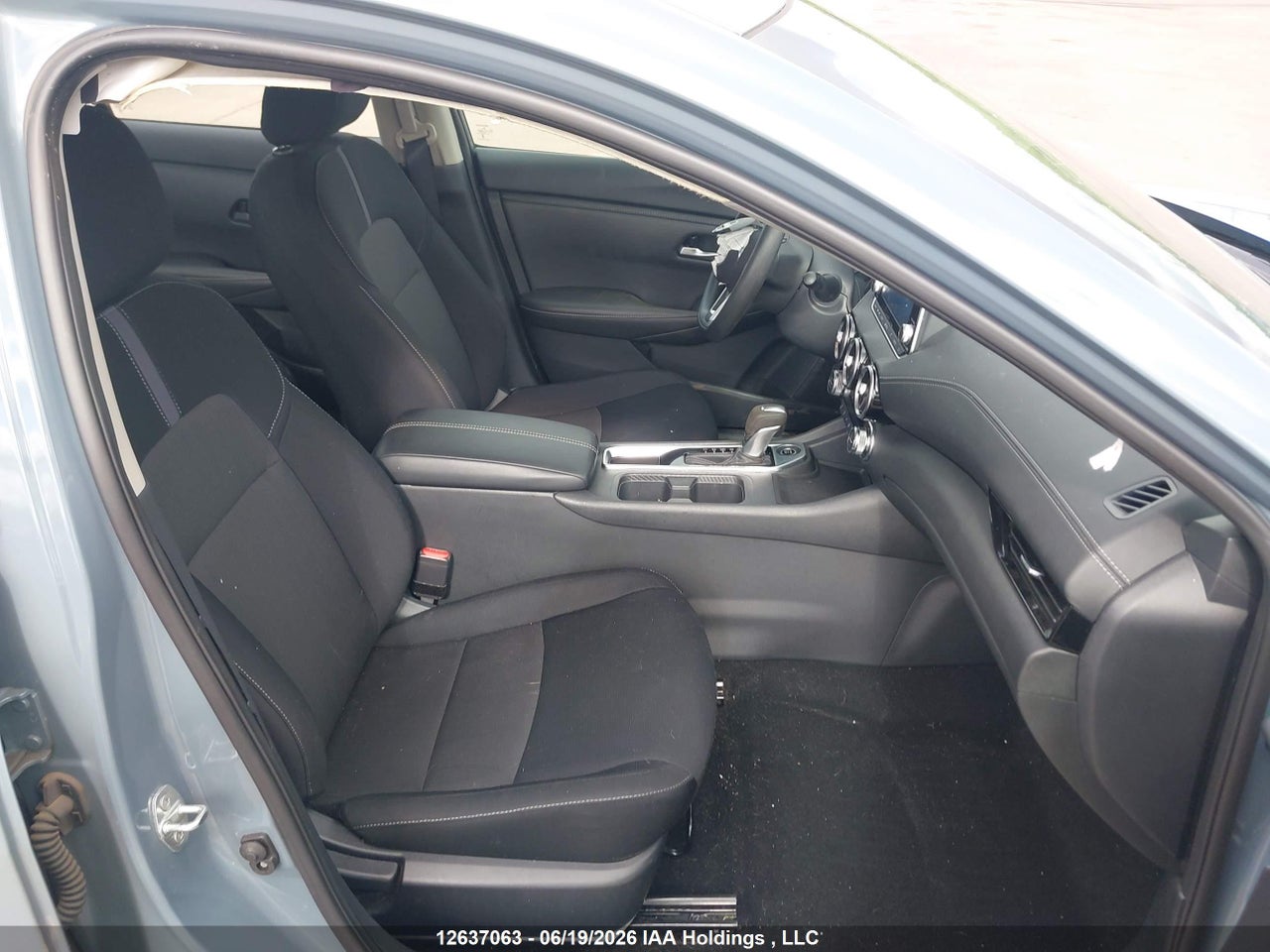 2024 NISSAN SENTRA SV thumbnail 6