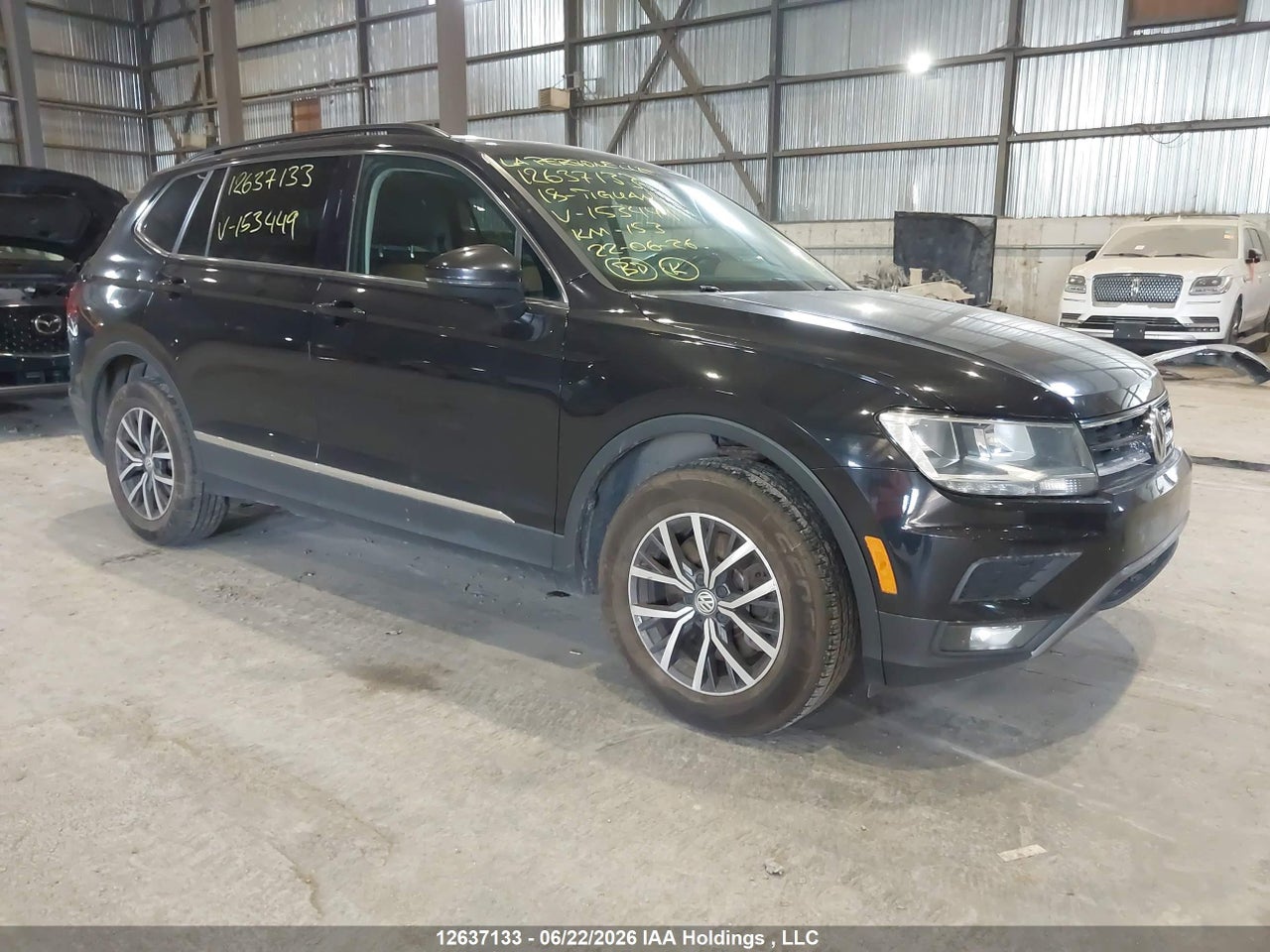 2018 VOLKSWAGEN TIGUAN SE/SEL thumbnail 2