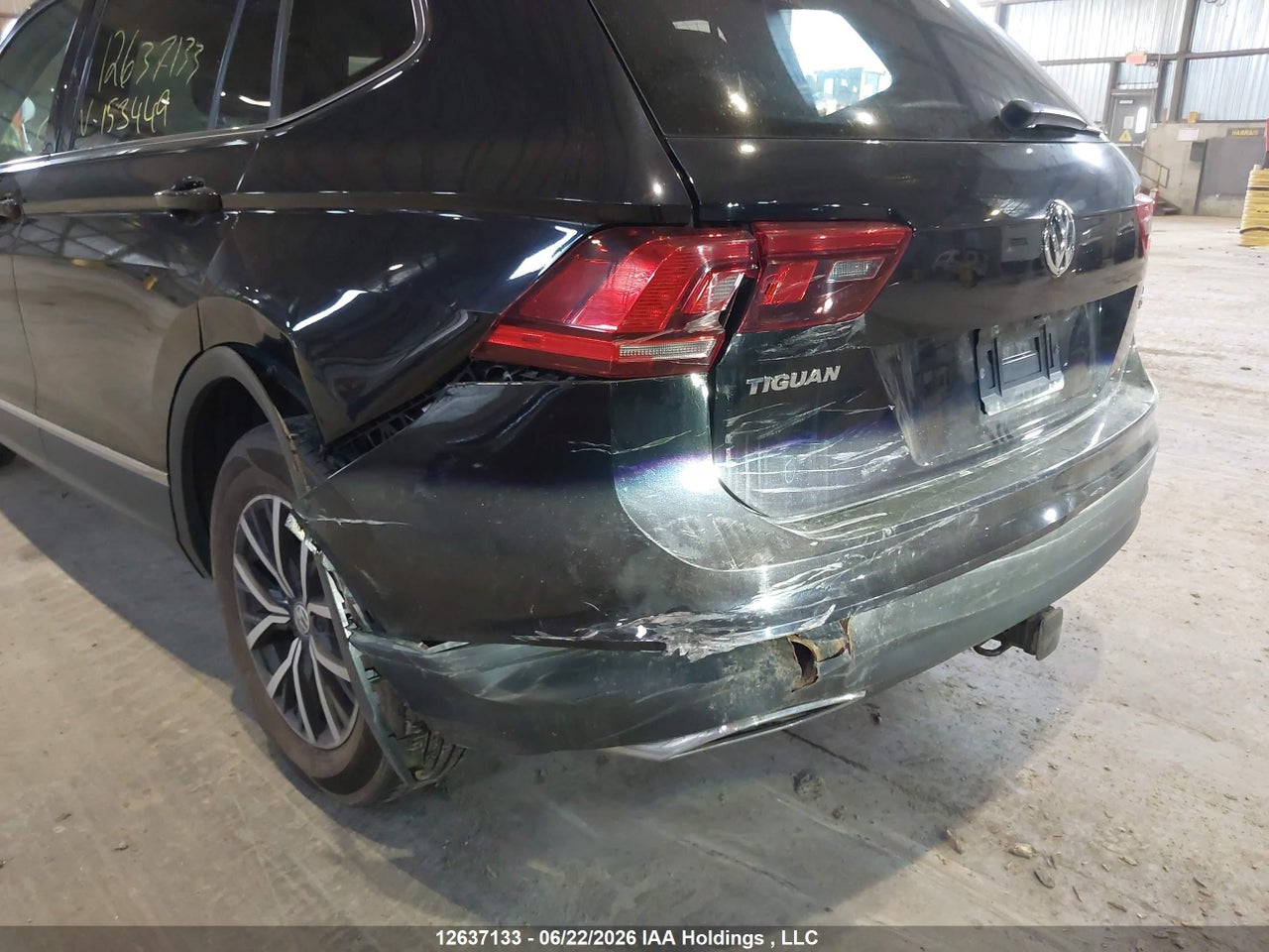 2018 VOLKSWAGEN TIGUAN SE/SEL thumbnail 7