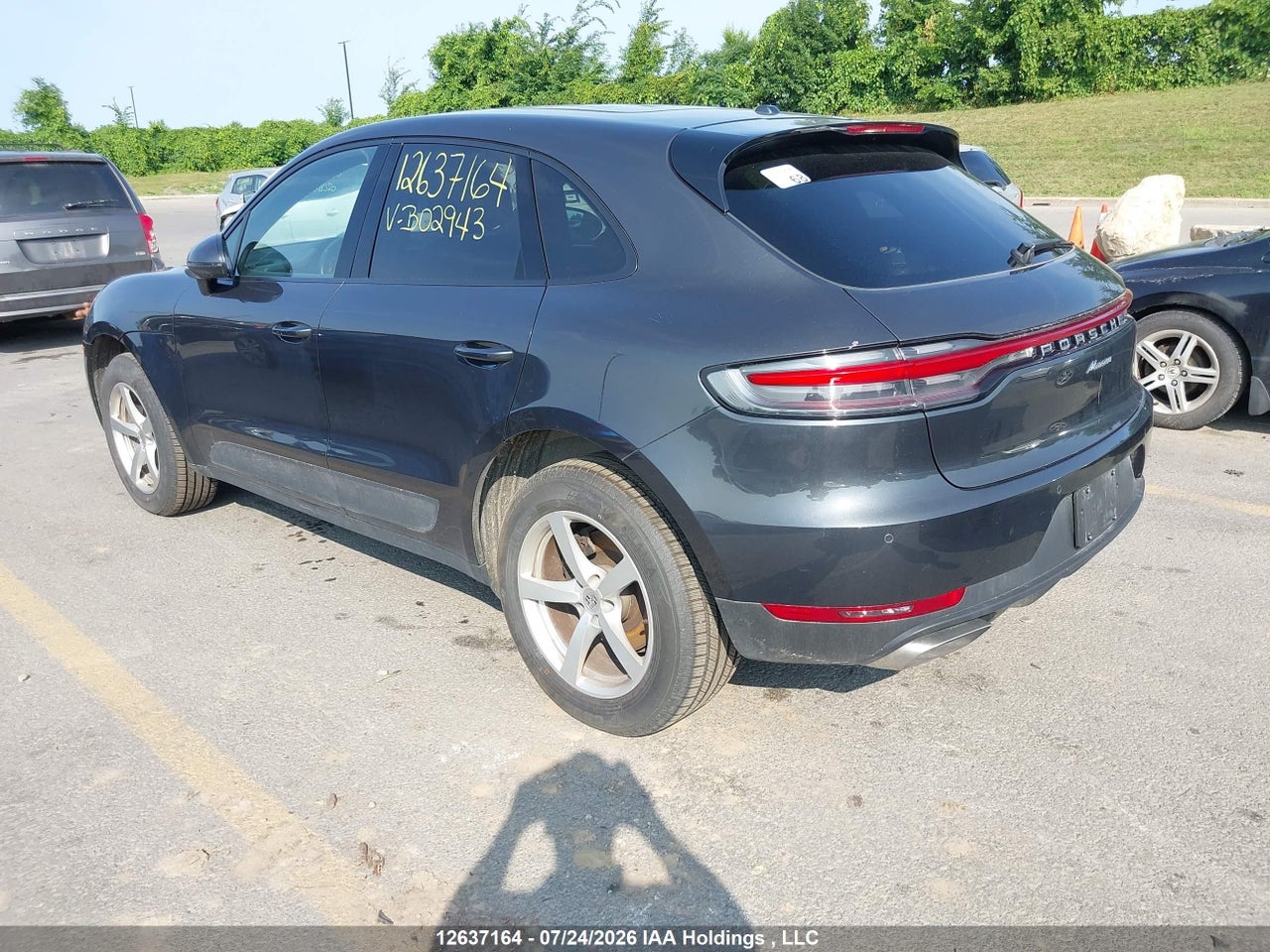 2021 PORSCHE MACAN thumbnail 4