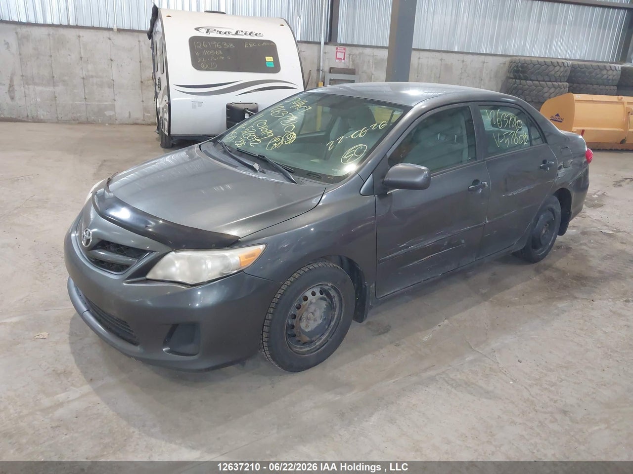 2011 TOYOTA COROLLA thumbnail 3