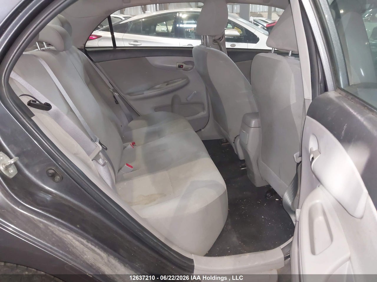 2011 TOYOTA COROLLA thumbnail 9