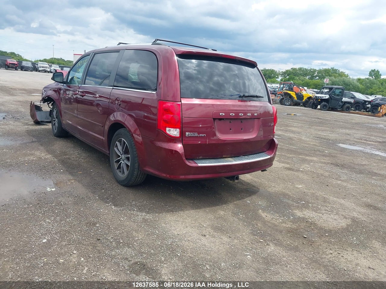2017 DODGE GRAND CARAVAN SE thumbnail 4
