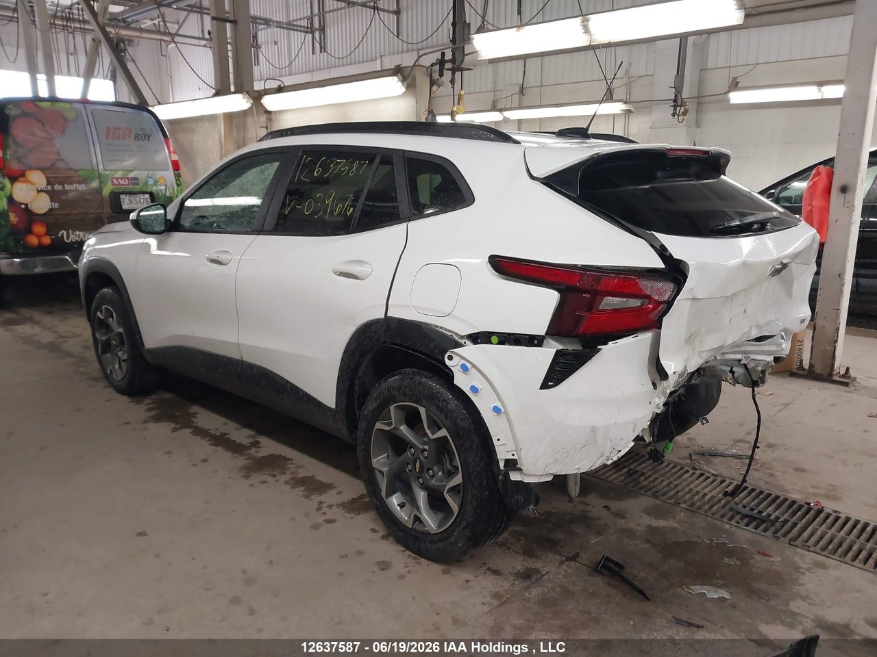 2025 CHEVROLET TRAX LT FWD thumbnail 4