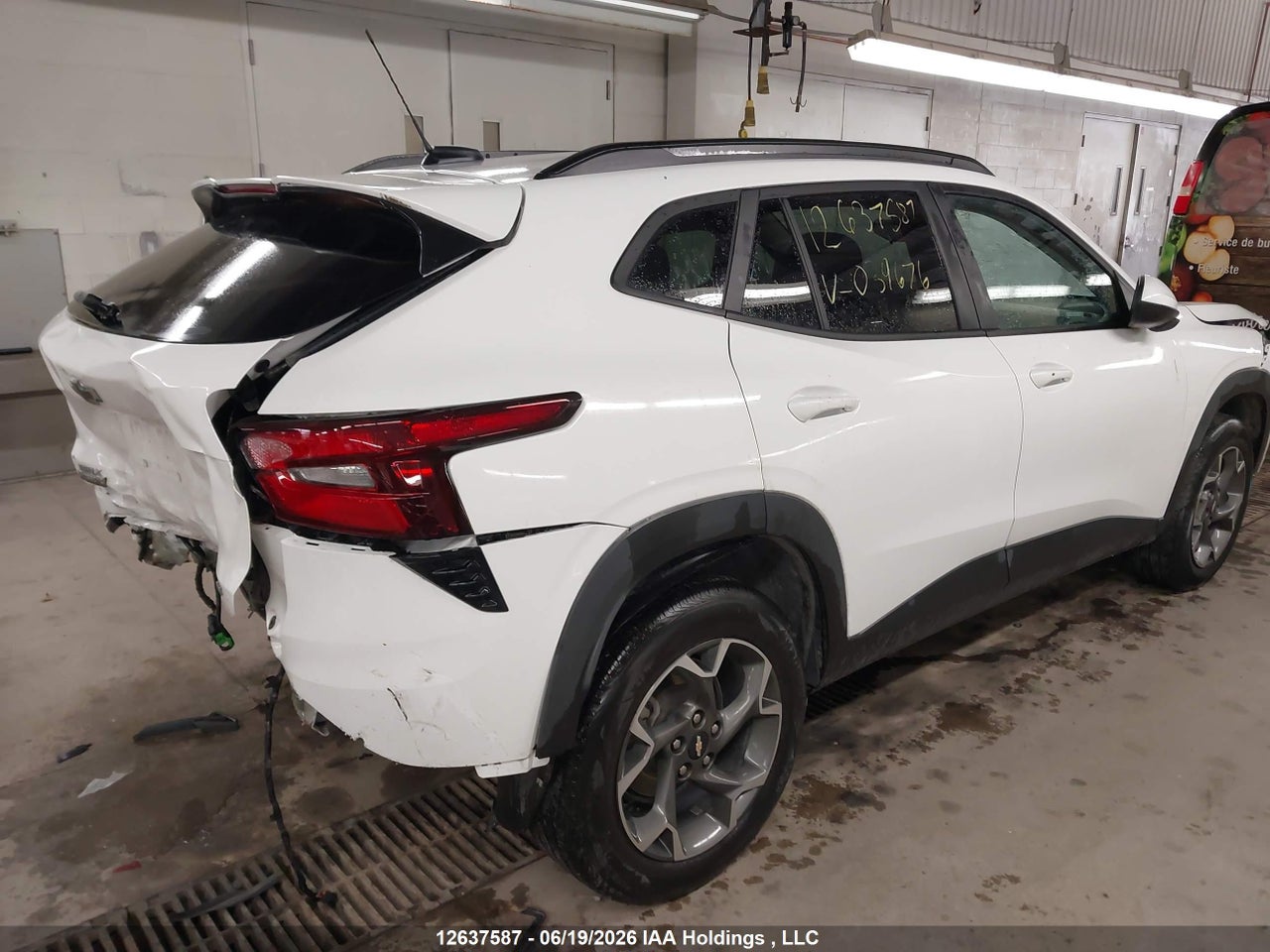 2025 CHEVROLET TRAX LT FWD thumbnail 5