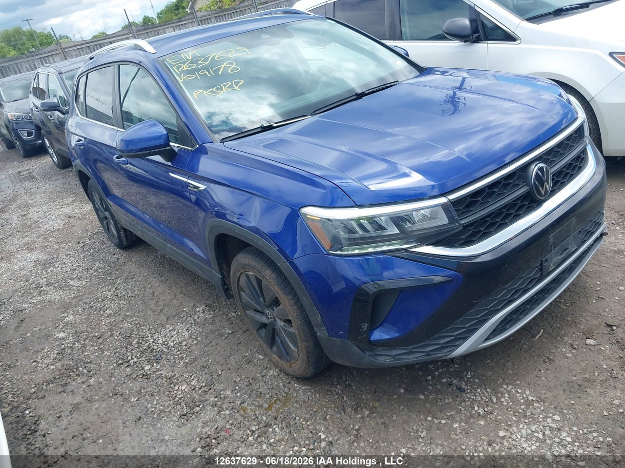 2024 VOLKSWAGEN TAOS SE thumbnail 2