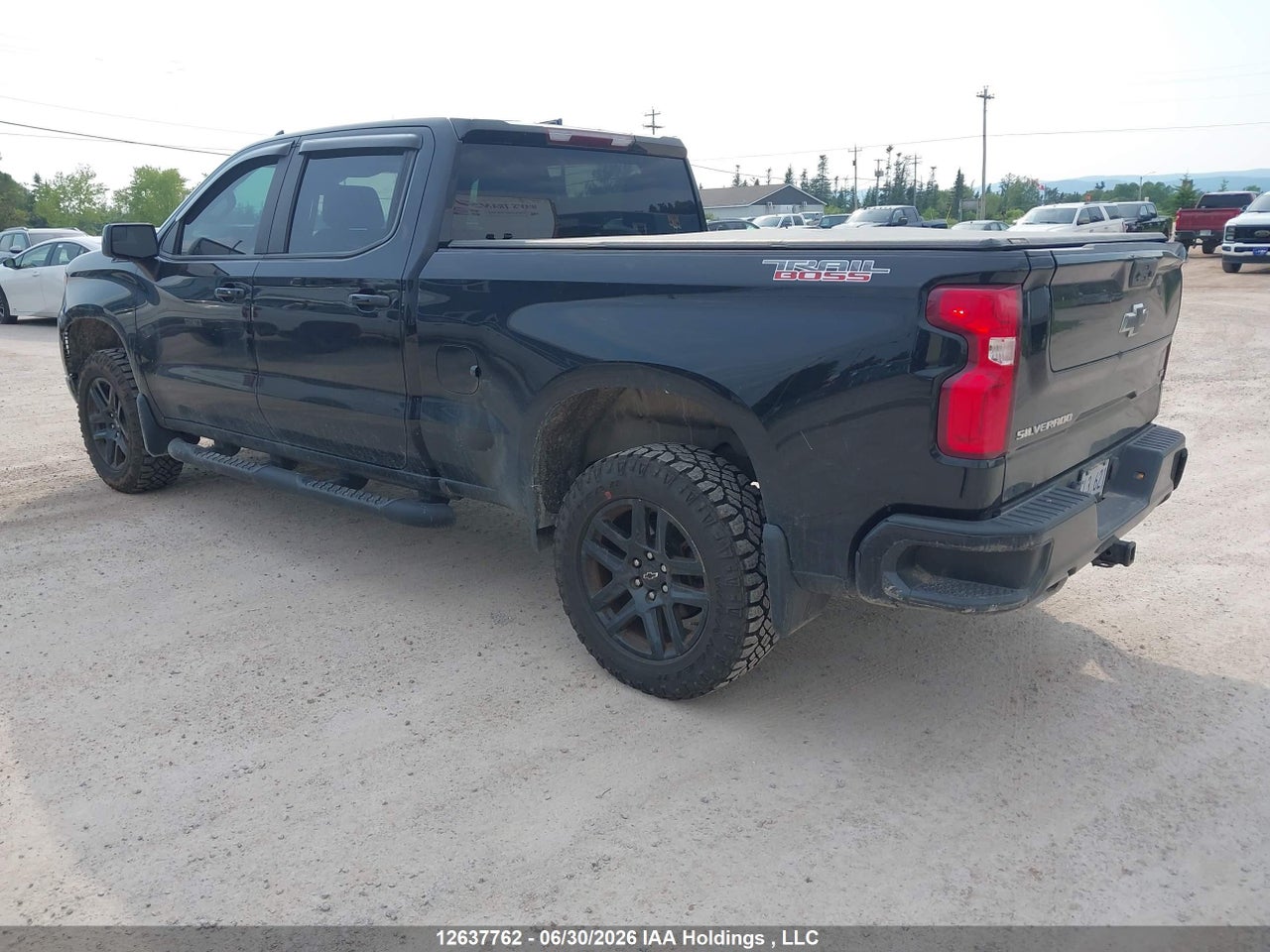 2025 CHEVROLET SILVERADO K1500 LT TRAIL BOSS thumbnail 4