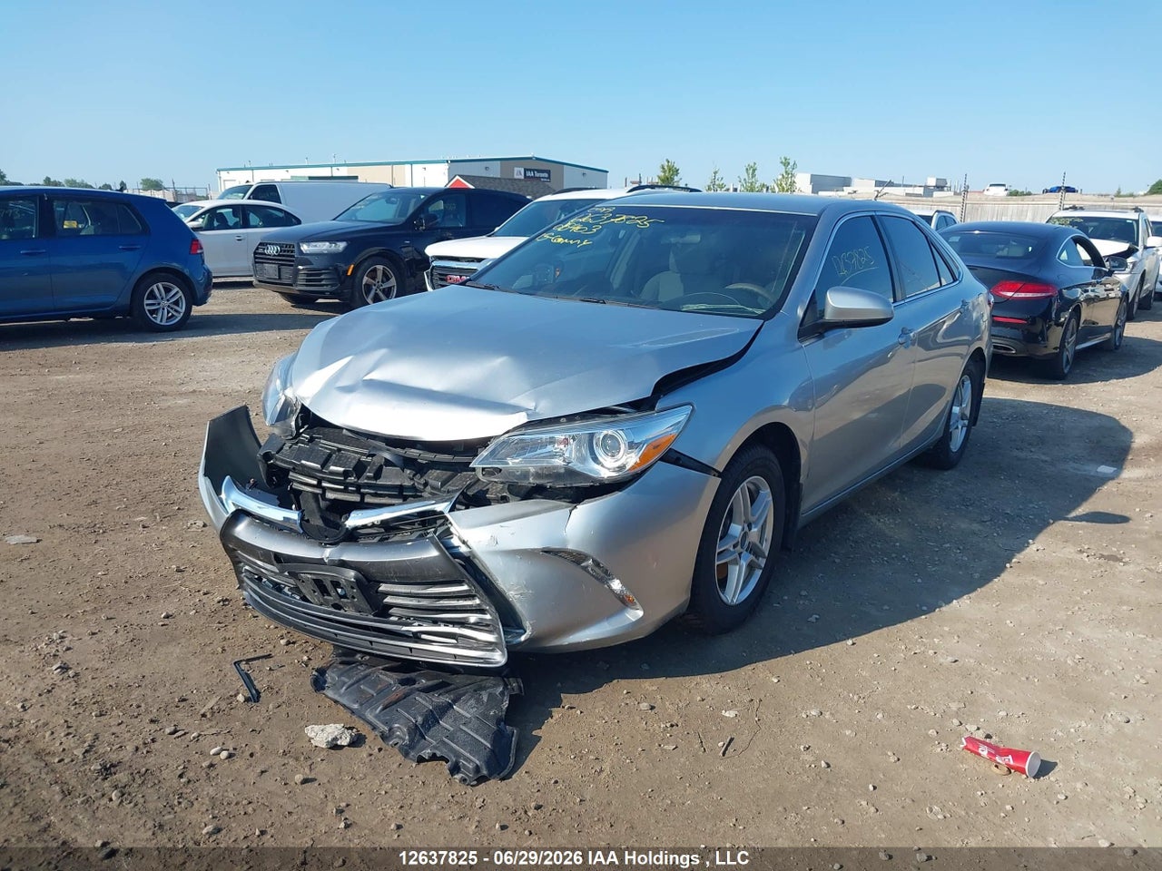 2015 TOYOTA CAMRY LE/XLE/SE/XSE thumbnail 3