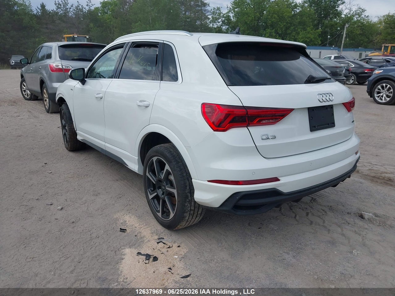 2023 AUDI Q3 thumbnail 4