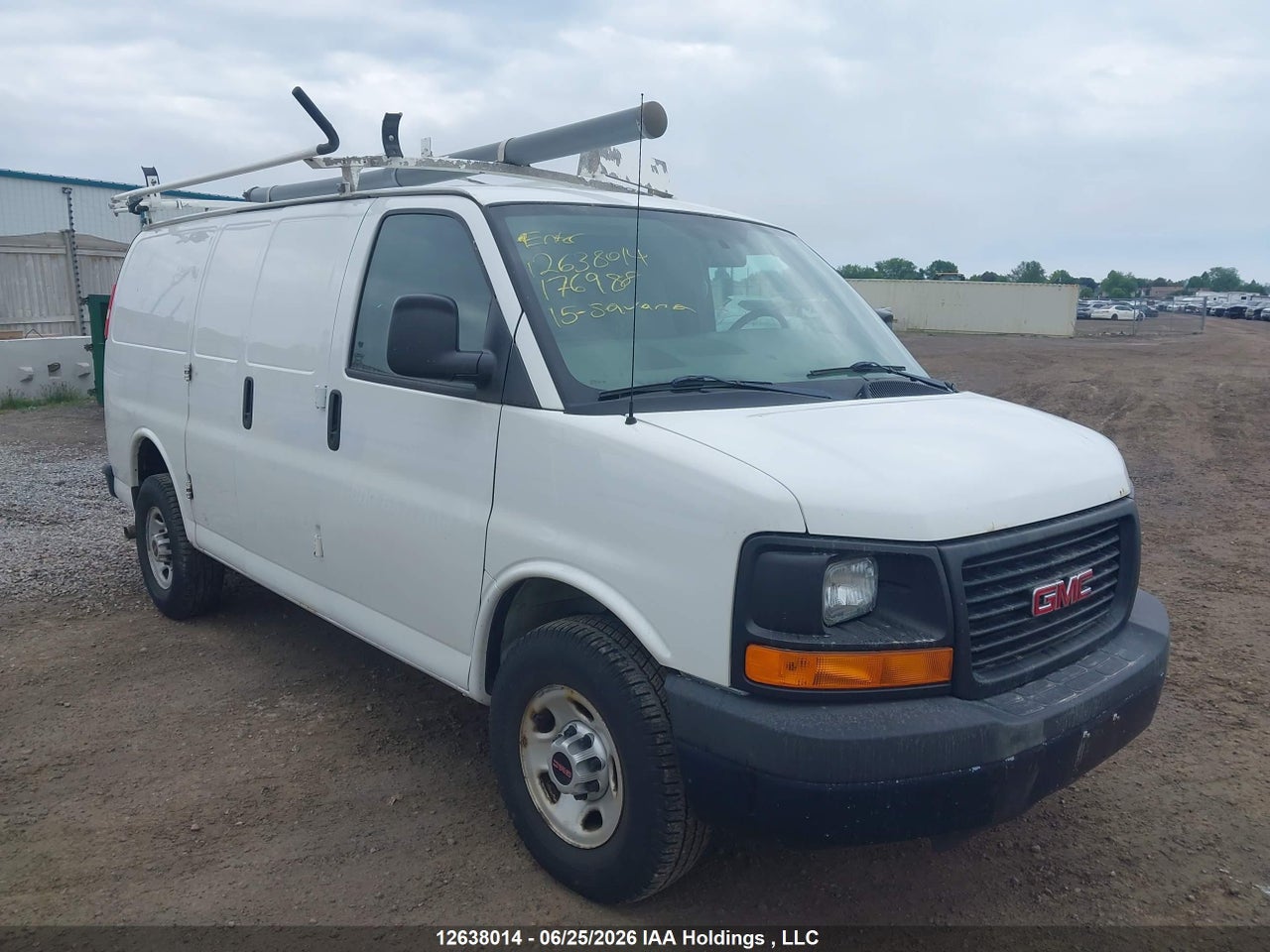 2015 GMC SAVANA G2500 thumbnail 7