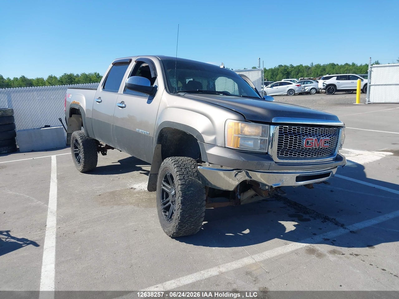 2012 GMC SIERRA 1500 SLE thumbnail 2