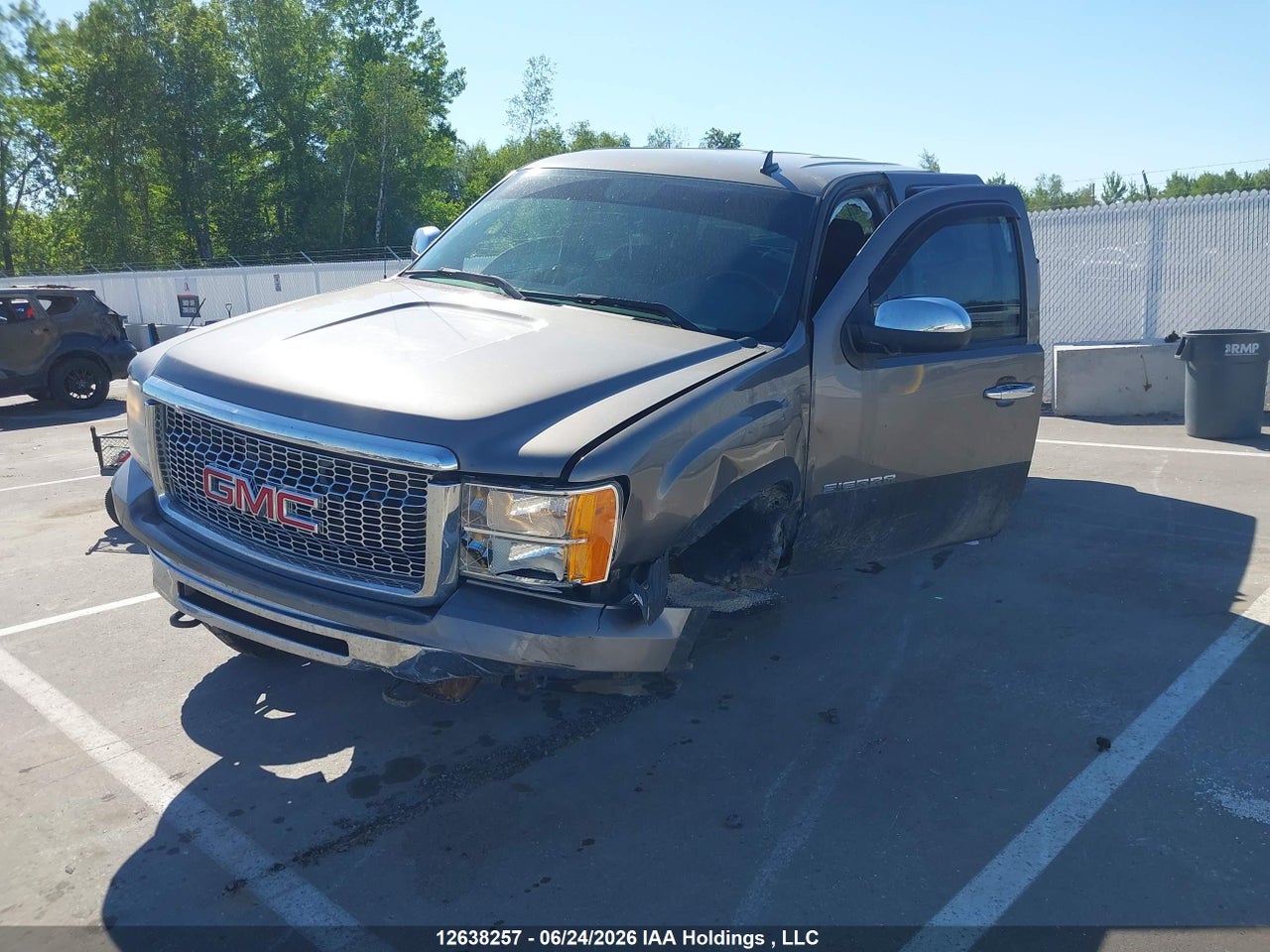 2012 GMC SIERRA 1500 SLE thumbnail 3