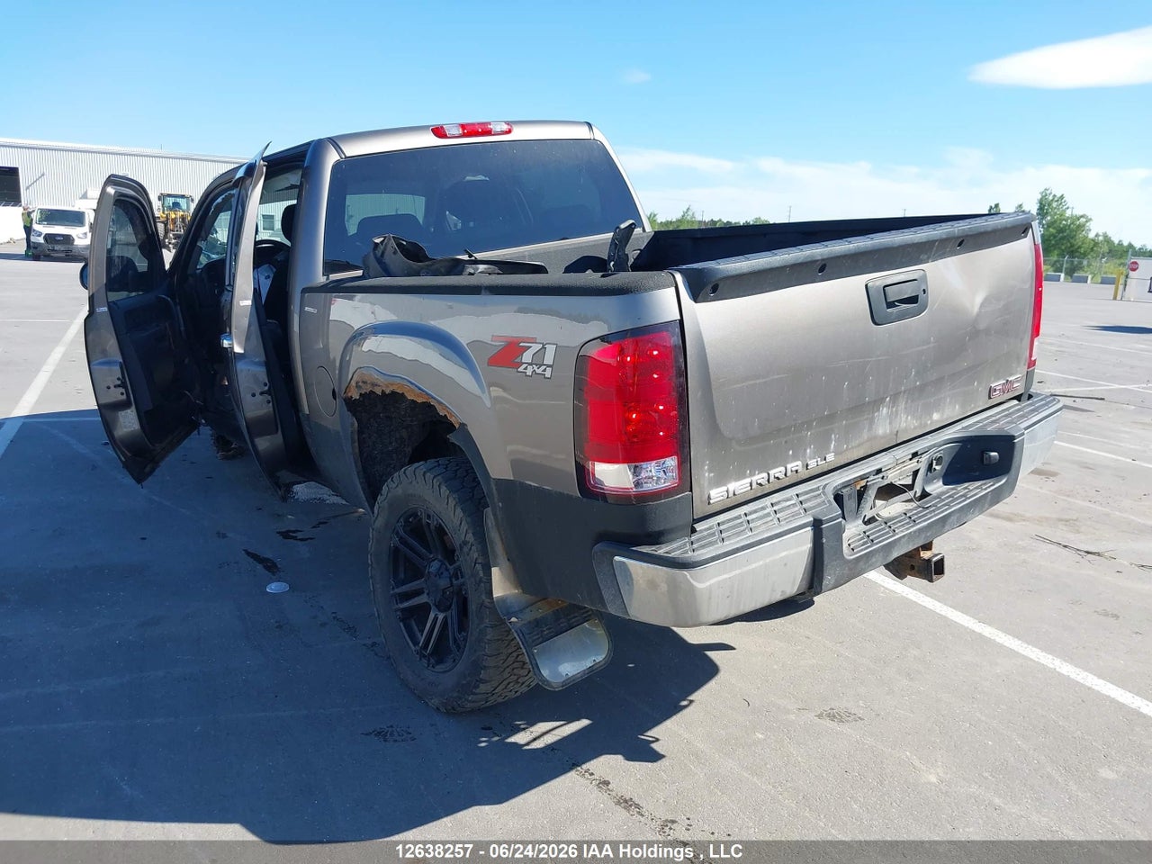 2012 GMC SIERRA 1500 SLE thumbnail 4