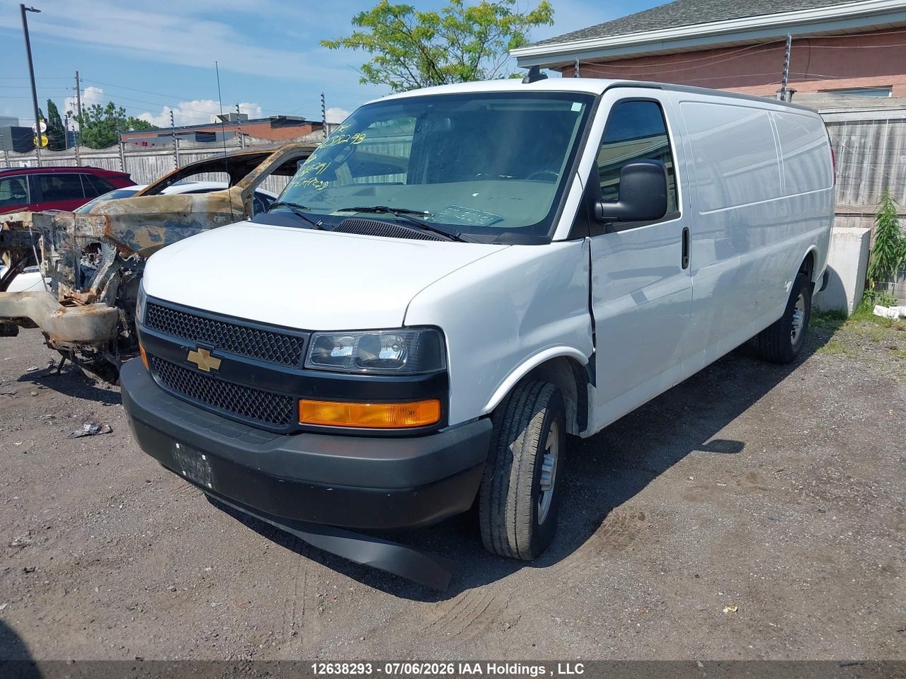 2023 CHEVROLET EXPRESS G2500 thumbnail 3