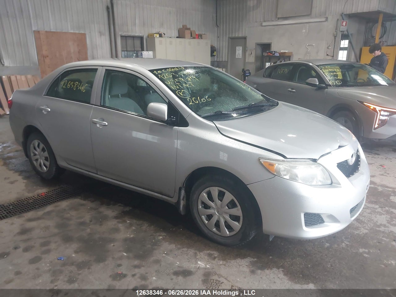 2010 TOYOTA COROLLA thumbnail 2
