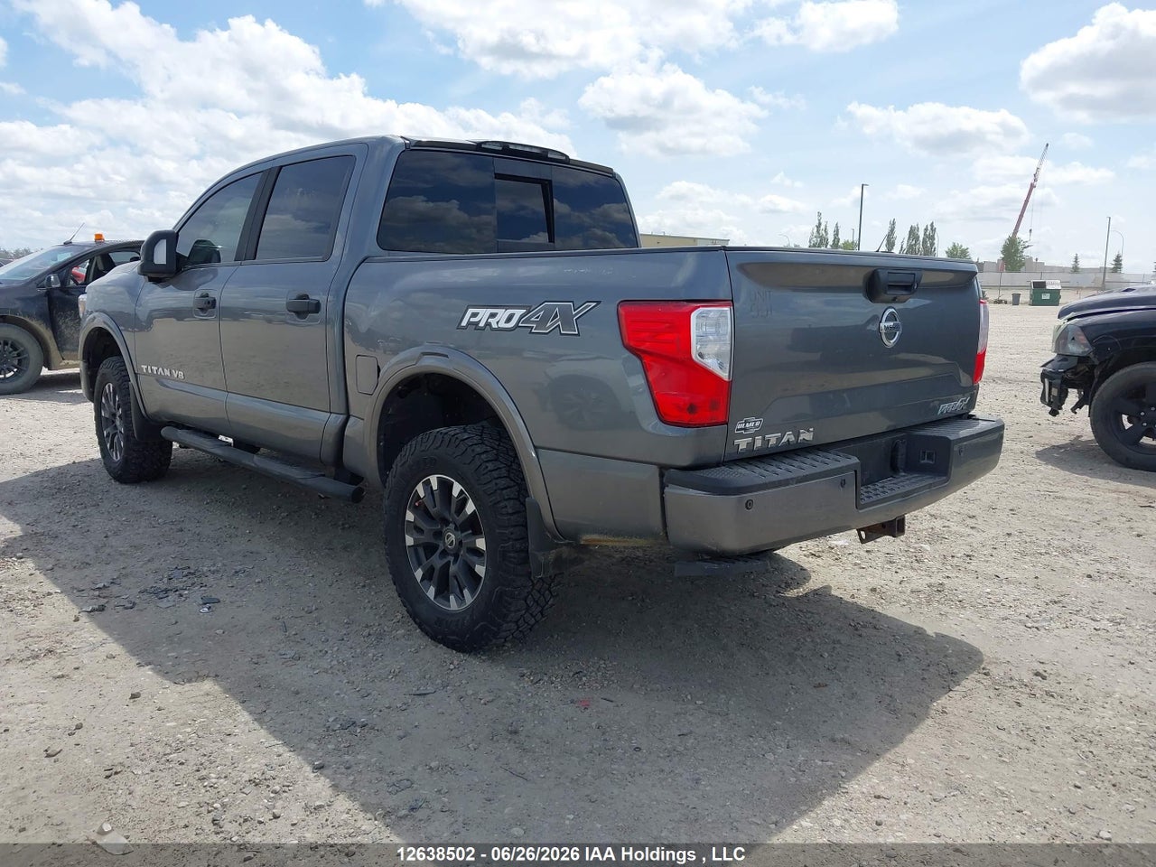 2018 NISSAN TITAN SV/SL/PRO-4X/PLAT RES thumbnail 4