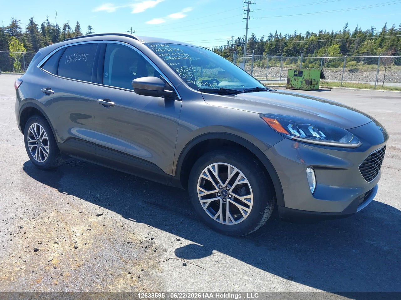 2021 FORD ESCAPE SEL HYBRID thumbnail 2
