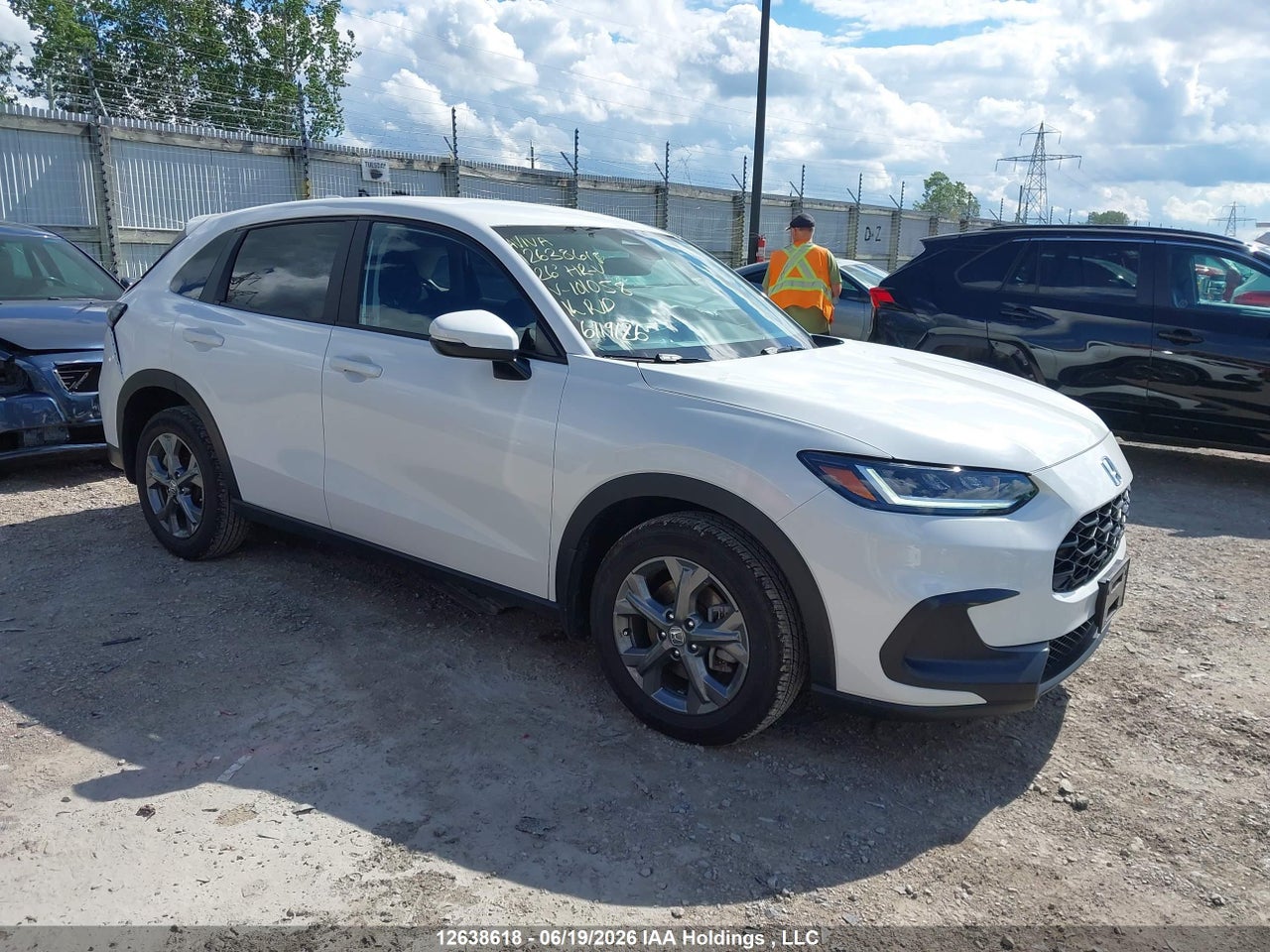 2026 HONDA HR-V LX thumbnail 2