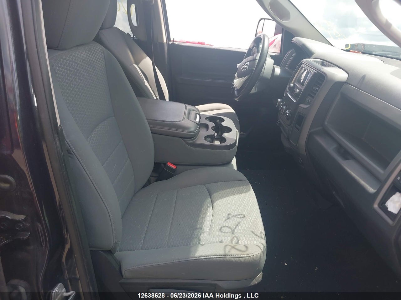 2013 RAM 1500 ST thumbnail 6