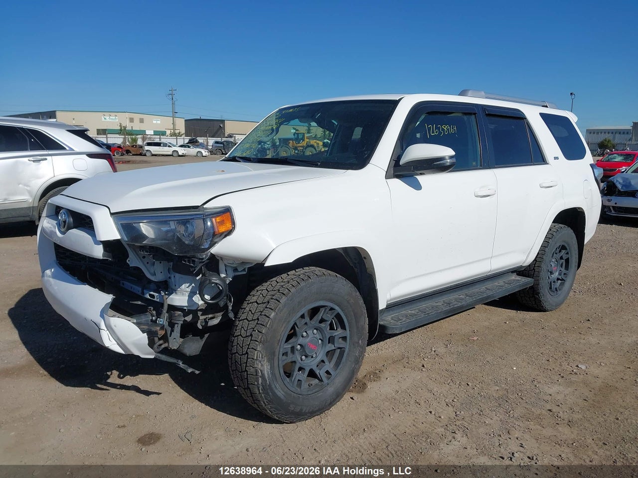 2017 TOYOTA 4RUNNER SR5 thumbnail 3