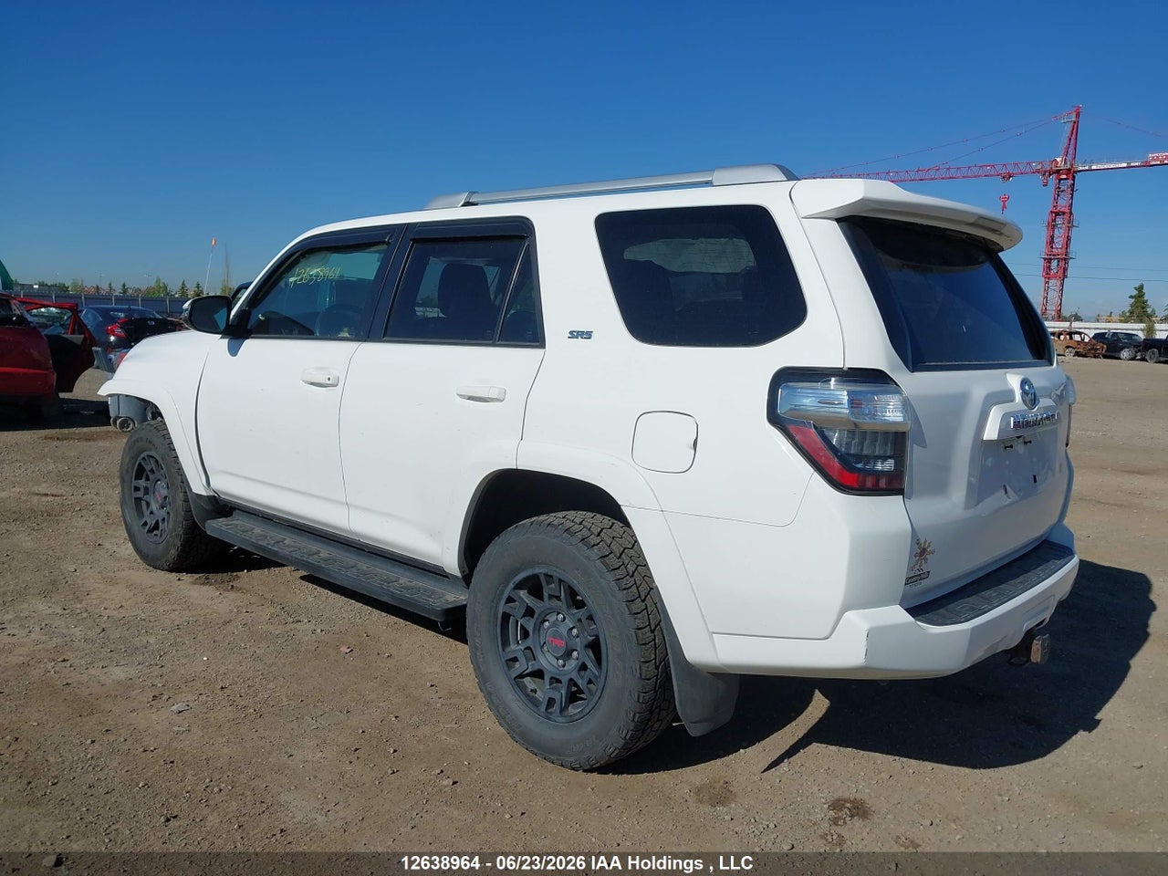 2017 TOYOTA 4RUNNER SR5 thumbnail 4