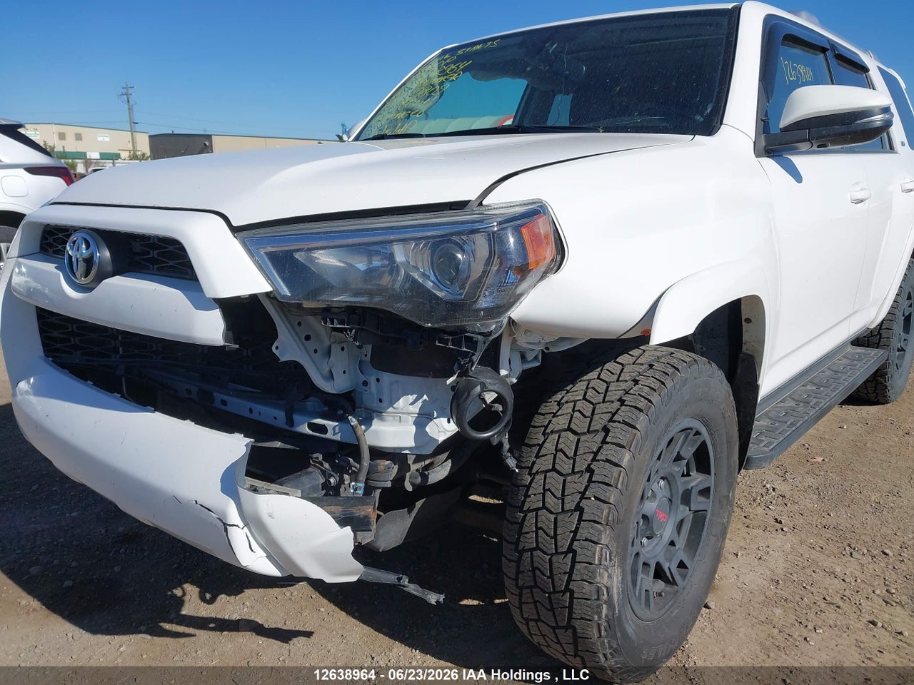 2017 TOYOTA 4RUNNER SR5 thumbnail 7