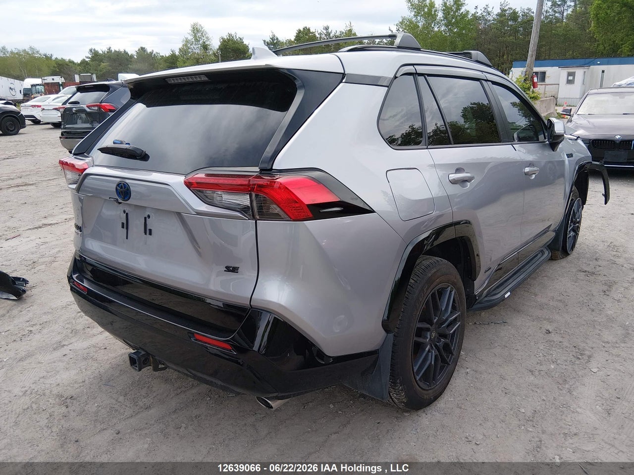 2024 TOYOTA RAV4 PRIME XSE thumbnail 5