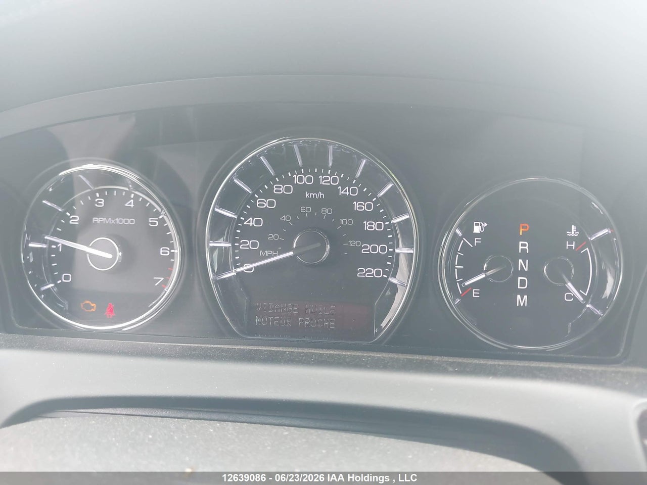 2011 LINCOLN MKS thumbnail 8