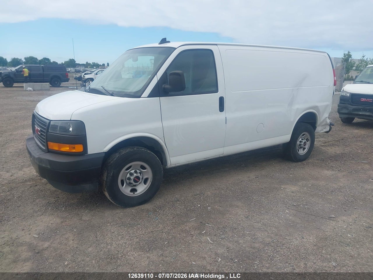 2023 GMC SAVANA 2500 WORK VAN thumbnail 3