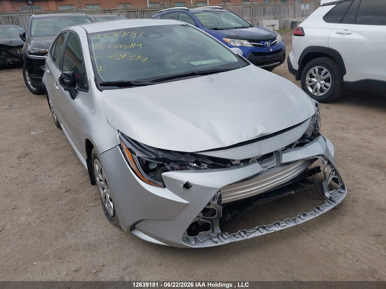 2025 TOYOTA COROLLA LE thumbnail 2